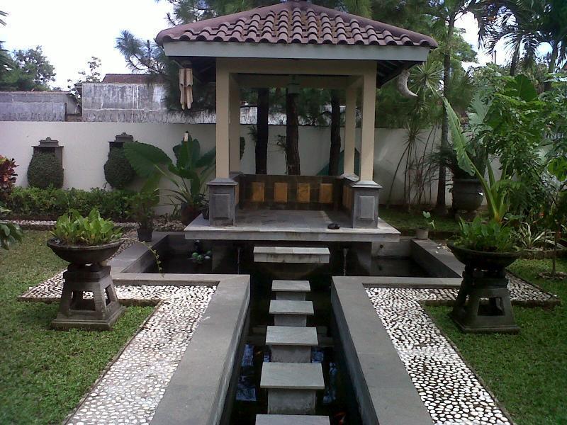Grya Natasha Appartamento Yogyakarta Esterno foto